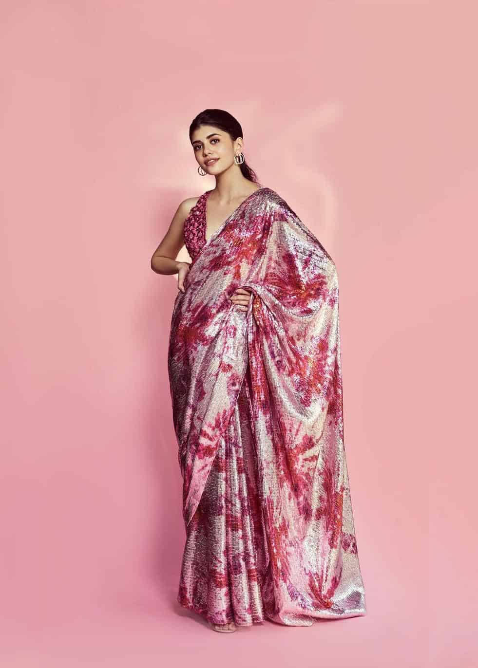 DF3173 Pink Saree : Light Weight Georgette Work : Heavy Digital Print Blouse: Georgette @1499 Sanjana Sanghi Pink Sequence Saree | Bollywood Sarees, Creative Sarees, Designer Sarees, Embroidered Sarees, Party Wear Sarees, Sarees