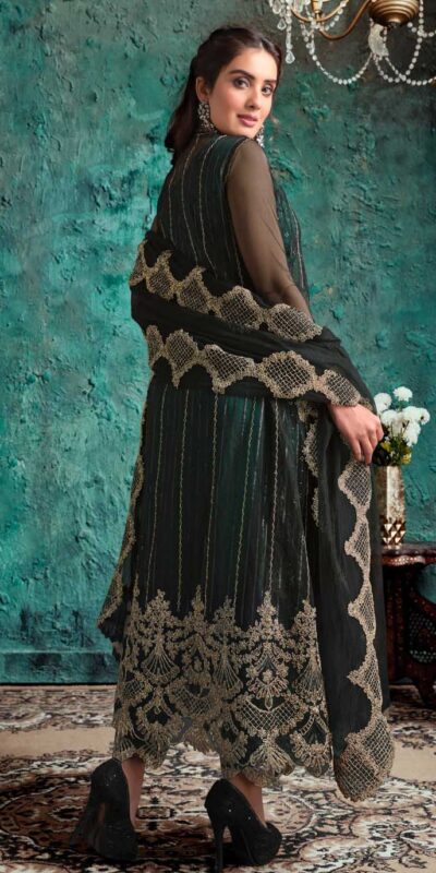 Vipul 4631 Green Top : Heavy Vaishnavi Net Bottom : Satin Dupatta : Vaishnavi Net Work : Heavy Embroidery Coding With Diamond Work @2599/- | Casual Suits, Creative suits, Designer Suits, Palazzo Suits, Party Wear Suits, Salwar suit, Straight Suits