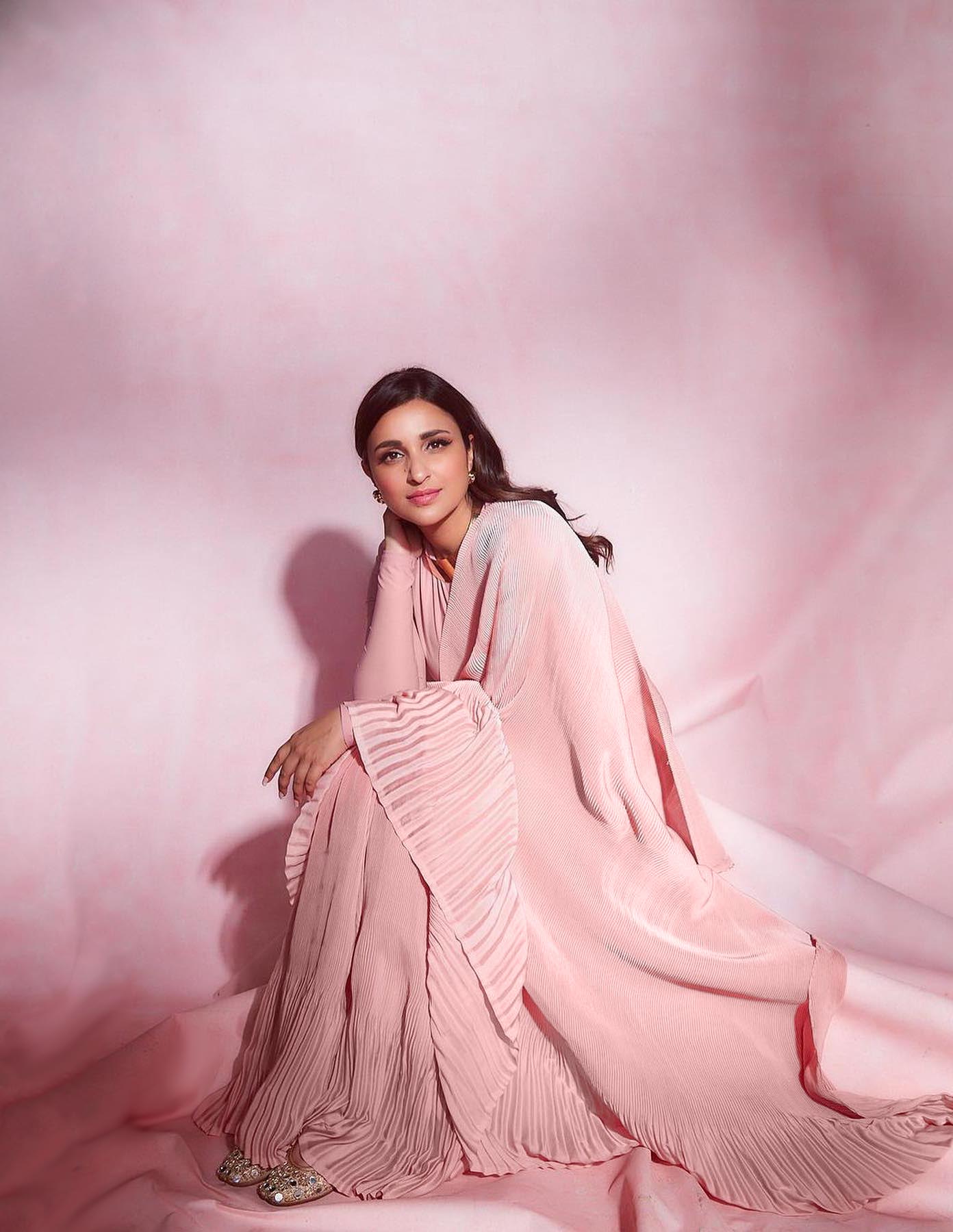 SN 704 Peach Saree : Japan Satin Silk Work : Fancy Pleating Work Casual, Party Wear, Wedding Parineeti Chopra In Peach @1399/- | Bollywood Sarees, Creative Sarees, Designer Sarees, Embroidered Sarees, Ethnic Saree, Modern Digital sarees, Party Wear Sarees, Sarees