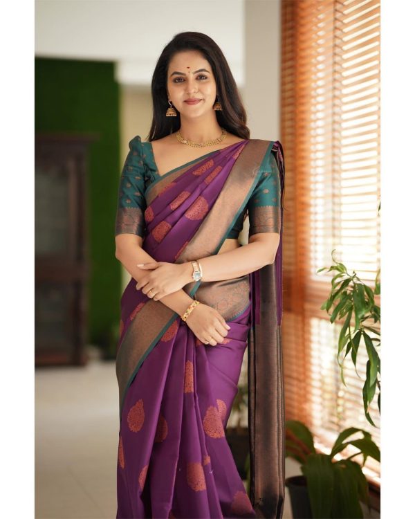 Classic Purple Color Soft Lichi Silk Cloth Rich Pallu All Over Saree