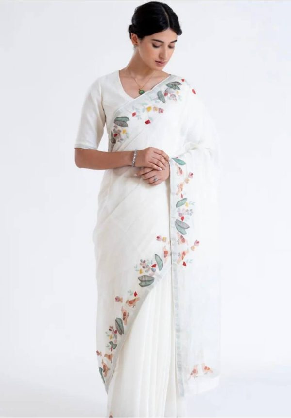 Perfectly White Color Creamy Linen Digital Flower Printed Saree