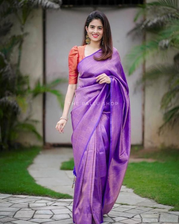 Superb Purple Color Soft Lichi Silk Cloth Rich Pallu All Over Saree