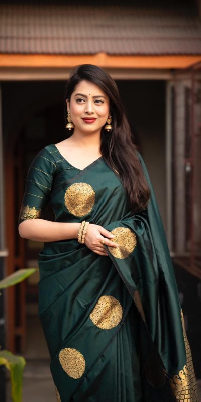 KP 5062 Bottle Green Color Soft Lichi Silk Cloth Rich Pallu Saree Casual, Party Wear, Wedding, Events Etc. Expected Delivery 4-6 Working Days @ 1299/- | Bollywood Sarees, Creative Sarees, Designer Sarees, Embroidered Sarees, Ethnic Saree, Modern Digital sarees, Party Wear Sarees, Sarees