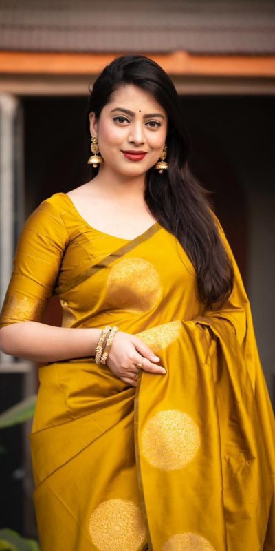 KP 5062 Mastered Gold Color Soft Lichi Silk Cloth Rich Pallu Work Saree Casual, Party Wear, Wedding, Events Etc.   Expected Delivery 4-6 Working Days @ 1299/- | Bollywood Sarees, Creative Sarees, Designer Sarees, Embroidered Sarees, Ethnic Saree, Modern Digital sarees, Party Wear Sarees, Sarees