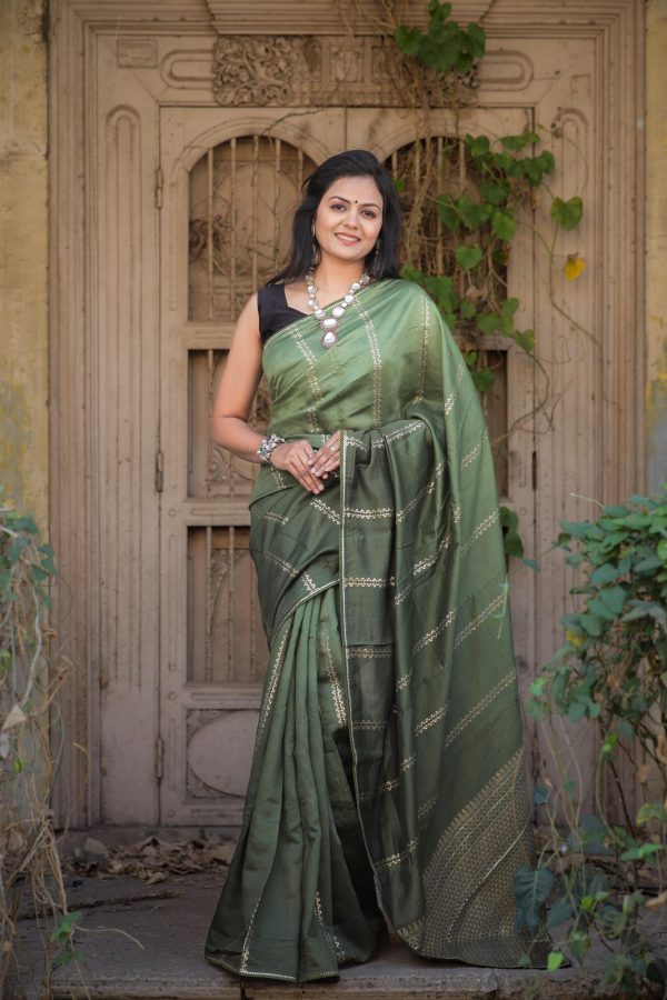 Artful Green Color Jacquard Rich Pallu On All Over The Saree