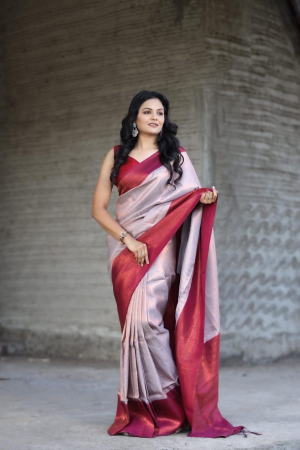 Dazzling Light Purple Soft Silk Beautiful Rich Pallu All Over Saree