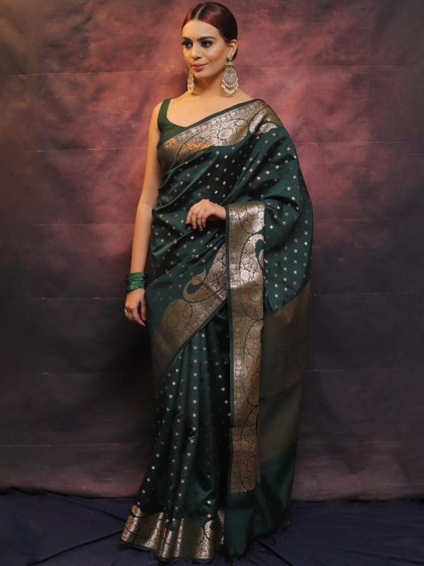 Elegant Green Soft Lichi Silk Beautiful Rich Pallu All Over Saree