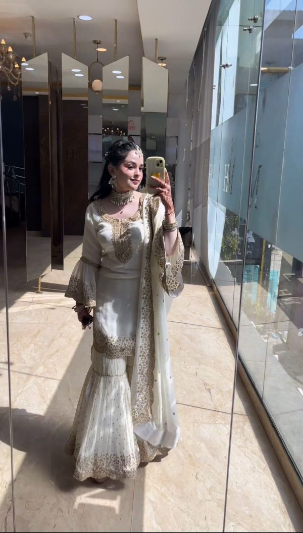 Majestic White Color Faux Georgette Embroidery Salwar Suit