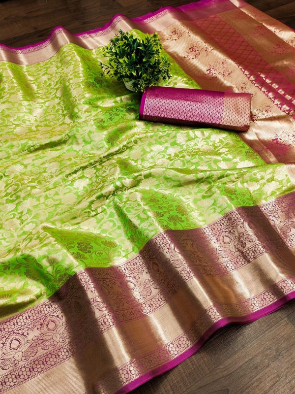 Nice Green Soft Organic Banarasi Silk Gold Zari Weaving Saree