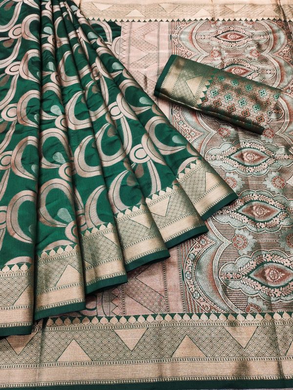 Peaceful Green Color Soft Lichi Silk Beautiful Cooper Zari Saree