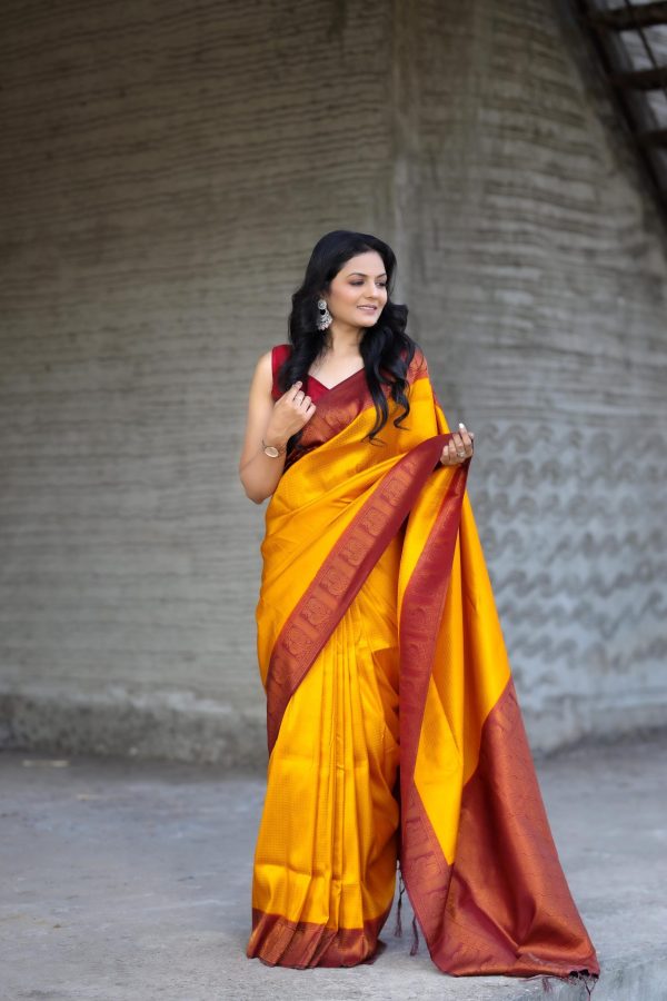 Peaceful Yellow Color Soft Silk Beautiful Rich Pallu All Over Saree