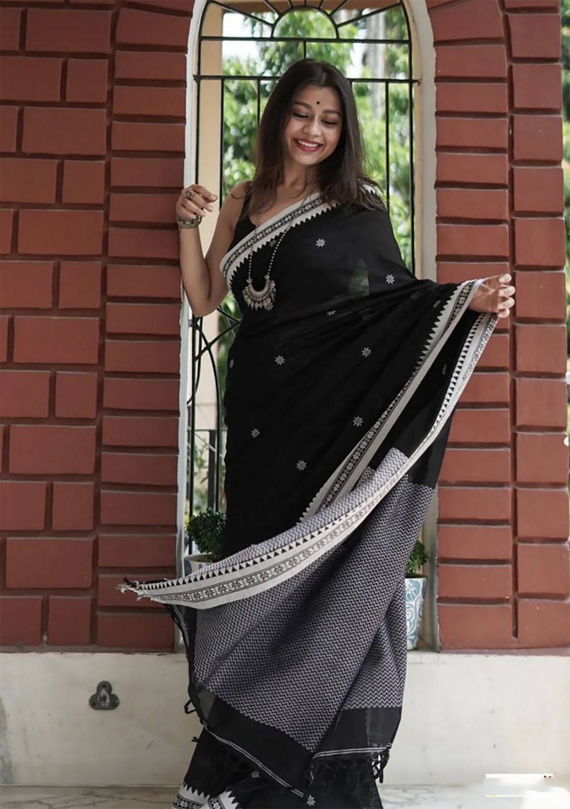 KP 5074 Black Color Soft Lilan Slab Weaving Work Saree Casual, Party Wear, Wedding, Events Etc. Expected Delivery 4-6 Working Days @1449/- | Bollywood Sarees, Creative Sarees, Designer Sarees, Embroidered Sarees, Ethnic Saree, Modern Digital sarees, Party Wear Sarees, Sarees