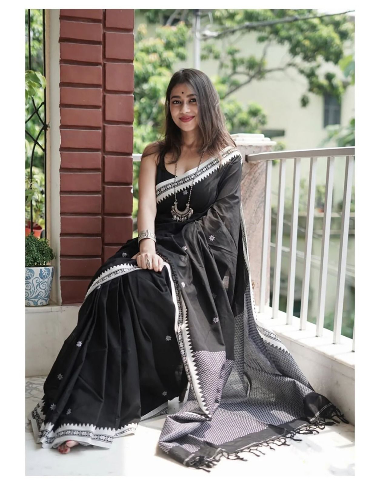 KP 5074 Black Color Soft Lilan Slab Weaving Work Saree Casual, Party Wear, Wedding, Events Etc. Expected Delivery 4-6 Working Days @1449/- | Bollywood Sarees, Creative Sarees, Designer Sarees, Embroidered Sarees, Ethnic Saree, Modern Digital sarees, Party Wear Sarees, Sarees
