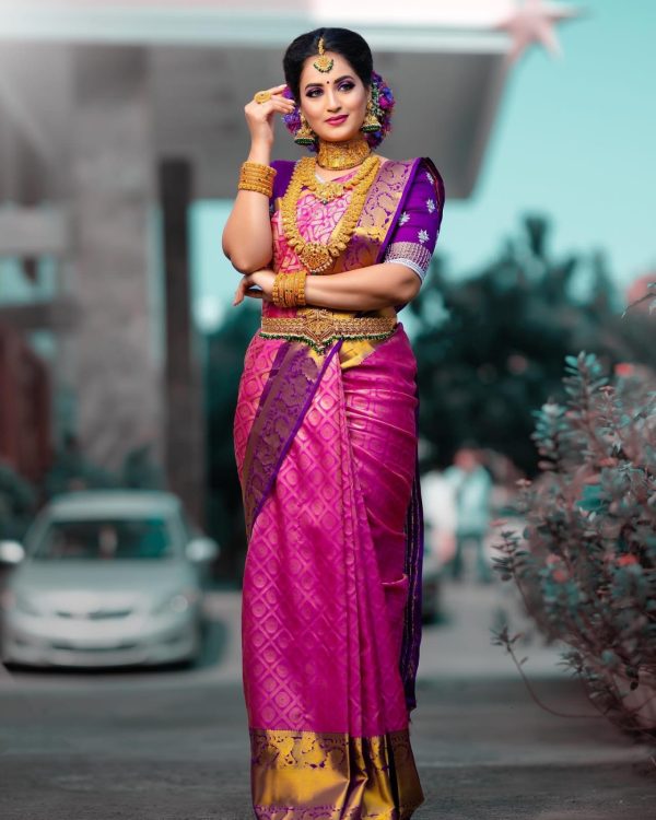Picturesque Pink Color Soft Lichi Silk Chaks Circle Design Saree