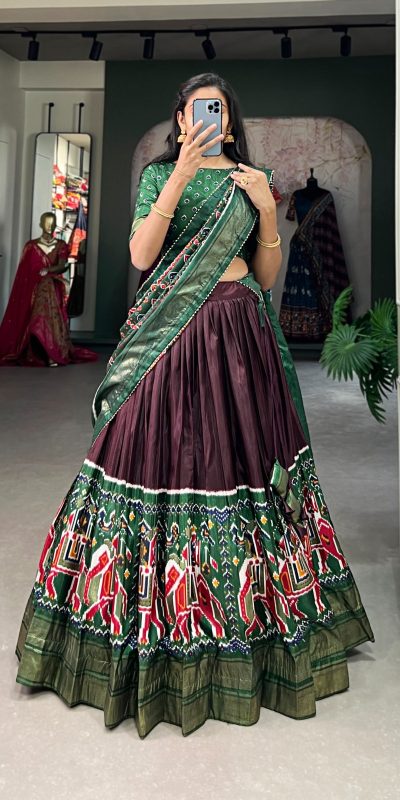 LNB 1623 Brown Color Fabulous Dola Silk Patola Print And Foil Work Lehenga Choli Wedding, Festive, Events Expected Delivery 4-6 Working Days@2199/- Only | Creative Lehenga, Bollywood Lehenga, Designer Lehenga, Embroidered Lehenga, Lehenga, Party Wear Lehenga