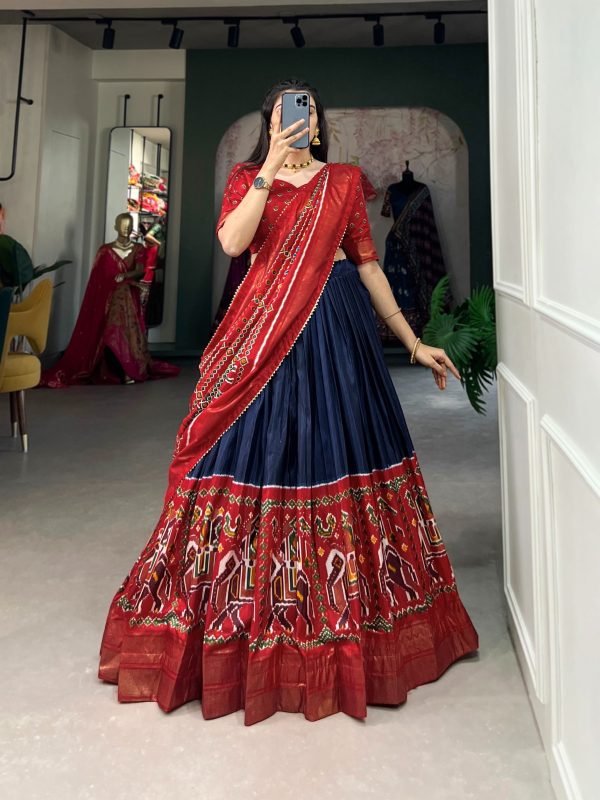 LNB 1623 Navy Blue Color Fabulous Dola Silk Patola Print And Foil Work Lehenga Choli Wedding, Festive, Events Expected Delivery 4-6 Working Days@2199/- Only | Creative Lehenga, Bollywood Lehenga, Designer Lehenga, Embroidered Lehenga, Lehenga, Party Wear Lehenga
