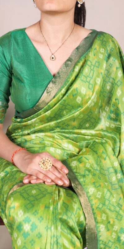 YNF 7416 Green Color Jacquard Silk Patola Print Zari Weaving Work Saree Casual, Wedding, Festive, Events . Expected Delivery  4-6 Working Days @2599/- only                                                                                | Creative Sarees, Embroidered Sarees, Bollywood Sarees, Designer Sarees, Ethnic Saree, Modern Digital sarees, Party Wear Sarees, Sarees