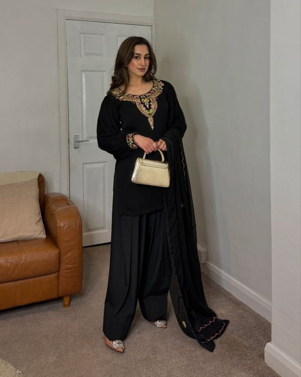 NSR 854 Black Faux Georgette Salwar Suit Perfect for Wedding, Party, Lohri, Mehendi, Karwa Chauth –. Introductory Price ₹1849. Delivery 4-6 Working Days | Casual Suits, Jump Suits, Creative suits, Designer Suits, Palazzo Suits, Party Wear Suits, Patiala Suits, Salwar suit, Straight Suits