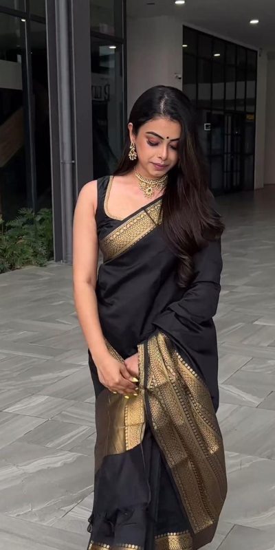 KP 5095 Black Color Jacquard With Designer Work All Over Saree . Exclusive Offer ₹1344. Delivery 4-6 Working Days. Shop now. | Embroidered Sarees, Bollywood Sarees, Creative Sarees, Designer Sarees, Ethnic Saree, Modern Digital sarees, Party Wear Sarees, Sarees