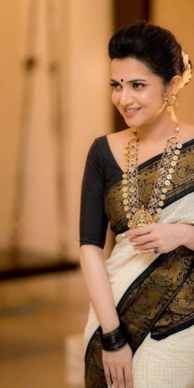 KP 3025 Black Soft Lichi Silk Saree Perfect for Wedding, Party, Baby Shower, Onam, Durga Puja . Available at ₹1449 only. Delivery 4-6 Working Days. | Embroidered Sarees, Bollywood Sarees, Creative Sarees, Designer Sarees, Ethnic Saree, Modern Digital sarees, Party Wear Sarees, Sarees