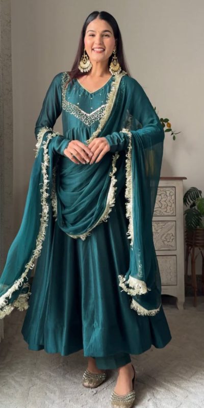 VLM 238 Firozi in Star Georgette. Lace Work Gown Wedding, Party, Festive, Events at ₹1999 only. Delivery 4-6 Working Days. Shop now. | Bollywood Gowns, Creative Gowns, Designer Gowns, Embroidered Gowns, Gowns, Party Wear Gowns