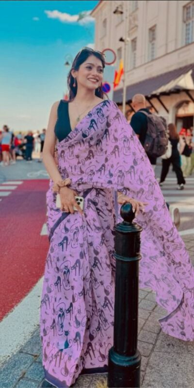 BT 432 Lavender Color Soft Cotton Digital Print Lace Work Saree . Special Price ₹1349. Delivery 4-6 Working Days. Shop now. | Creative Sarees, Embroidered Sarees, Bollywood Sarees, Designer Sarees, Ethnic Saree, Modern Digital sarees, Party Wear Sarees, Sarees