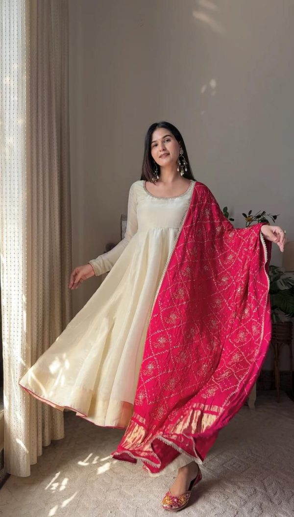 Off White Chinon Lace Border Work Gown