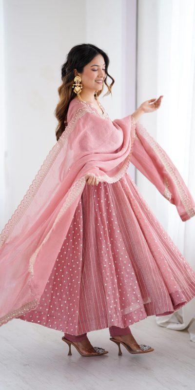 SRK 5293 Peach With Crunchy Silk With Fully Flair with Lace Work & Embroidery Work Anarkali Gown . Introductory Price ₹2149. Delivery 4-6 Worki | Bollywood Gowns, Creative Gowns, Designer Gowns, Embroidered Gowns, Gowns, Party Wear Gowns