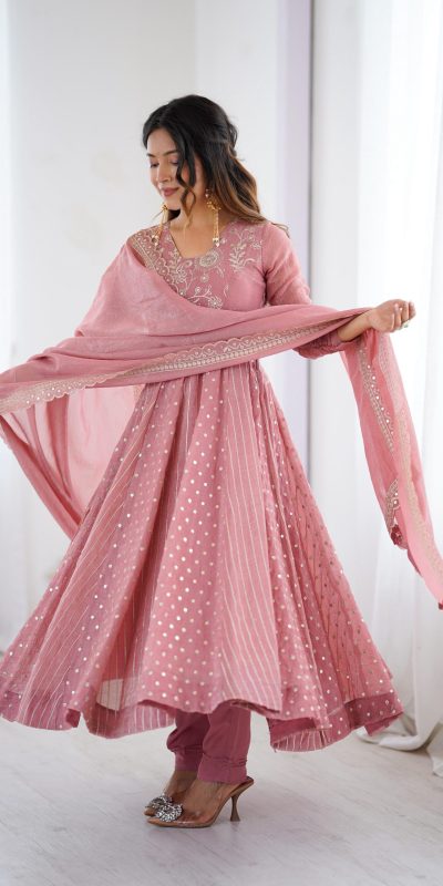 SRK 5293 Peach With Crunchy Silk With Fully Flair with Lace Work & Embroidery Work Anarkali Gown . Introductory Price ₹2149. Delivery 4-6 Worki | Bollywood Gowns, Creative Gowns, Designer Gowns, Embroidered Gowns, Gowns, Party Wear Gowns