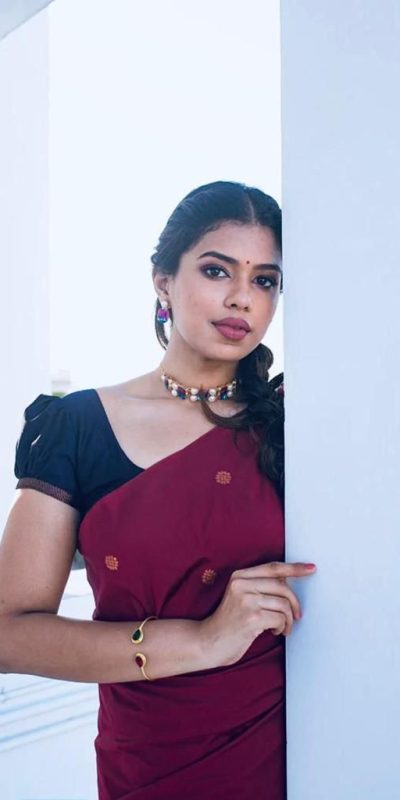 KP 5000 Red Soft Lichi Silk Saree with Designer Work. Wedding, Party, Festive, Events, Now at just ₹1249. Delivery 4-6 Working Days. Shop now. | Embroidered Sarees, Bollywood Sarees, Creative Sarees, Designer Sarees, Ethnic Saree, Modern Digital sarees, Party Wear Sarees, Sarees