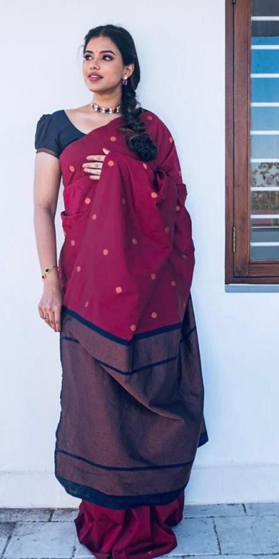 KP 5000 Red Soft Lichi Silk Saree with Designer Work. Wedding, Party, Festive, Events, Now at just ₹1249. Delivery 4-6 Working Days. Shop now. | Embroidered Sarees, Bollywood Sarees, Creative Sarees, Designer Sarees, Ethnic Saree, Modern Digital sarees, Party Wear Sarees, Sarees