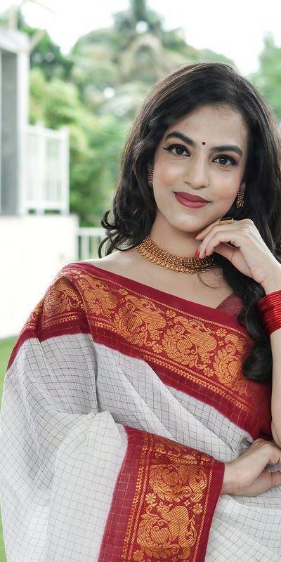 KP 3025 Red Soft Lichi Silk Saree Perfect for Wedding, Party, Baby Shower, Onam, Durga Puja . Available at ₹1449 only. Delivery 4-6 Working Days. | Embroidered Sarees, Bollywood Sarees, Creative Sarees, Designer Sarees, Ethnic Saree, Modern Digital sarees, Party Wear Sarees, Sarees