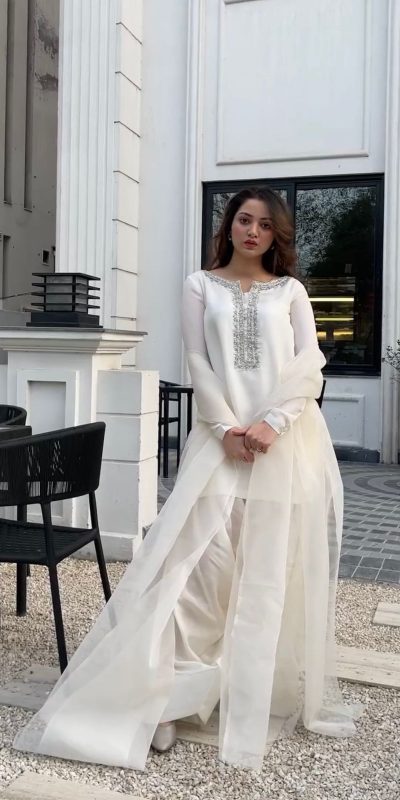SRK 5252 White Faux Georgette Embroidery Work & Bead Work Salwar Suit . Wedding, Party, Festive, Events, Now at just ₹1499 | Casual Suits, Jump Suits, Creative suits, Designer Suits, Palazzo Suits, Party Wear Suits, Patiala Suits, Salwar suit, Straight Suits
