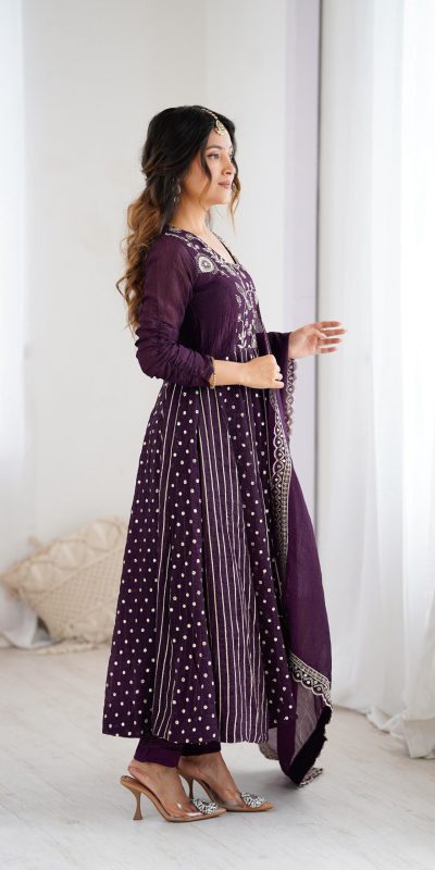 SRK 5293 Wine With Crunchy Silk With Fully Flair with Lace Work & Embroidery Work Anarkali Gown . Introductory Price ₹2149. Delivery 4-6 Worki | Bollywood Gowns, Creative Gowns, Designer Gowns, Embroidered Gowns, Gowns, Party Wear Gowns