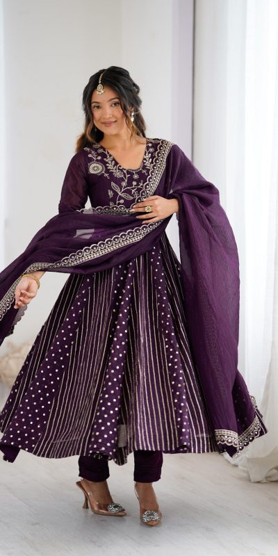 SRK 5293 Wine With Crunchy Silk With Fully Flair with Lace Work & Embroidery Work Anarkali Gown . Introductory Price ₹2149. Delivery 4-6 Worki | Bollywood Gowns, Creative Gowns, Designer Gowns, Embroidered Gowns, Gowns, Party Wear Gowns