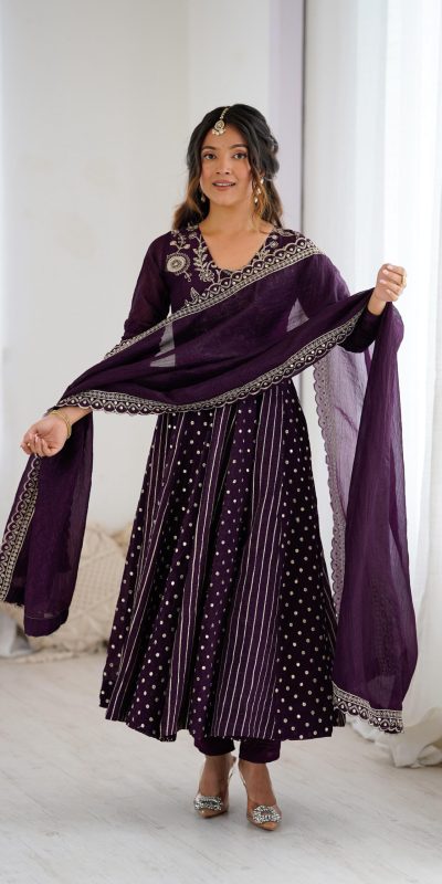 SRK 5293 Wine With Crunchy Silk With Fully Flair with Lace Work & Embroidery Work Anarkali Gown . Introductory Price ₹2149. Delivery 4-6 Worki | Bollywood Gowns, Creative Gowns, Designer Gowns, Embroidered Gowns, Gowns, Party Wear Gowns