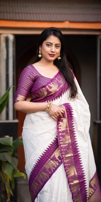 KP 5078 Wine Color Soft Lichi Silk with Lace Work & Lace Border. Saree Best Price ₹1449. Delivery 4-6 Working Days. Shop now. | Embroidered Sarees, Bollywood Sarees, Creative Sarees, Designer Sarees, Ethnic Saree, Modern Digital sarees, Party Wear Sarees, Sarees