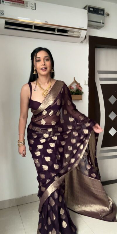 SC 239 Pink Georgette With Lace Work & Lace Border Saree . Wedding, Party, Festive, Events, Exclusive Offer ₹1599. Delivery 4-6 Working Days. Shop now. | Embroidered Sarees, Bollywood Sarees, Creative Sarees, Designer Sarees, Ethnic Saree, Modern Digital sarees, Party Wear Sarees, Sarees