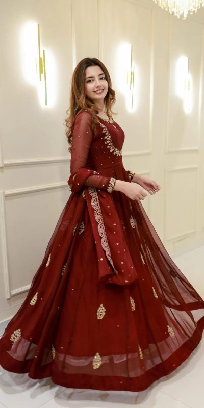 LG 2006 Maroon Georgette Gown Perfect for Wedding, Party, Engagement, Diwali, Sangeet . Exclusive Offer ₹1999. Delivery 4-6 Working Days. Shop now. | Bollywood Gowns, Creative Gowns, Designer Gowns, Embroidered Gowns, Gowns, Party Wear Gowns