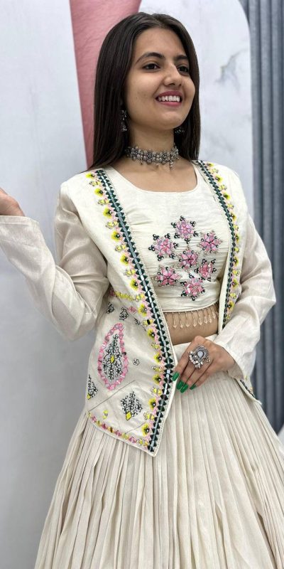 PC 522 Off White Tissue Simmer Lehenga Choli Perfect for Wedding, Party, Cultural Events, Diwali, Ganesh Chaturthi – . Exclusive Offer ₹3049. Deli | Casual Suits, Jump Suits, Creative suits, Designer Suits, Palazzo Suits, Party Wear Suits, Patiala Suits, Salwar suit, Straight Suits
