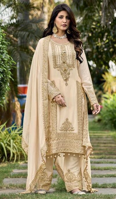 KF 1628 Off White Fuax Georgette Salwar Suit Perfect for Wedding, Party, Raksha Bandhan, Baisakhi, Sangeet – . Affordable Price ₹2399. Delivery 4-6 Working | Casual Suits, Jump Suits, Tops & Bottoms, Track Suits, Trendy Wear, Creative suits, Designer Suits, Palazzo Suits, Party Wear Suits, Patiala Suits, Salwar suit, Straight Suits