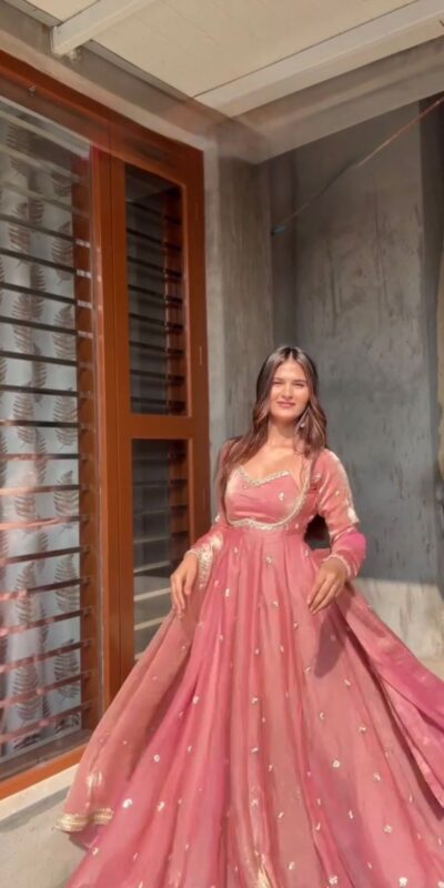 RTC 5937 Peach Fendy silk Gown with Lace Work. Wedding, Party, Festive, Events Get it for ₹2149. Delivery 4-6 Working Days. Shop now. | Bollywood Gowns, Creative Gowns, Designer Gowns, Embroidered Gowns, Gowns, Party Wear Gowns