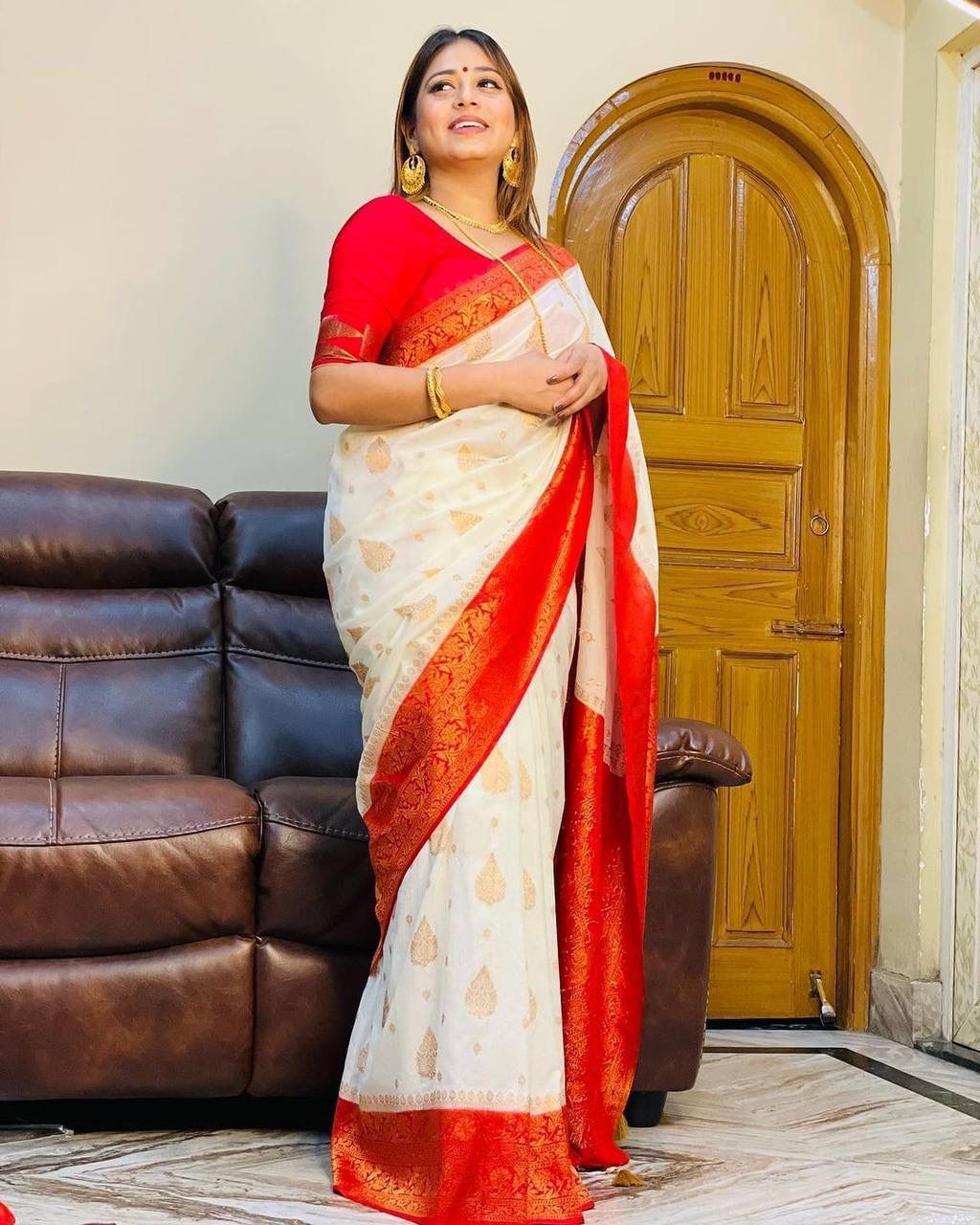 Red Soft Lichi Silk Rich Pallu Saree - Image 3