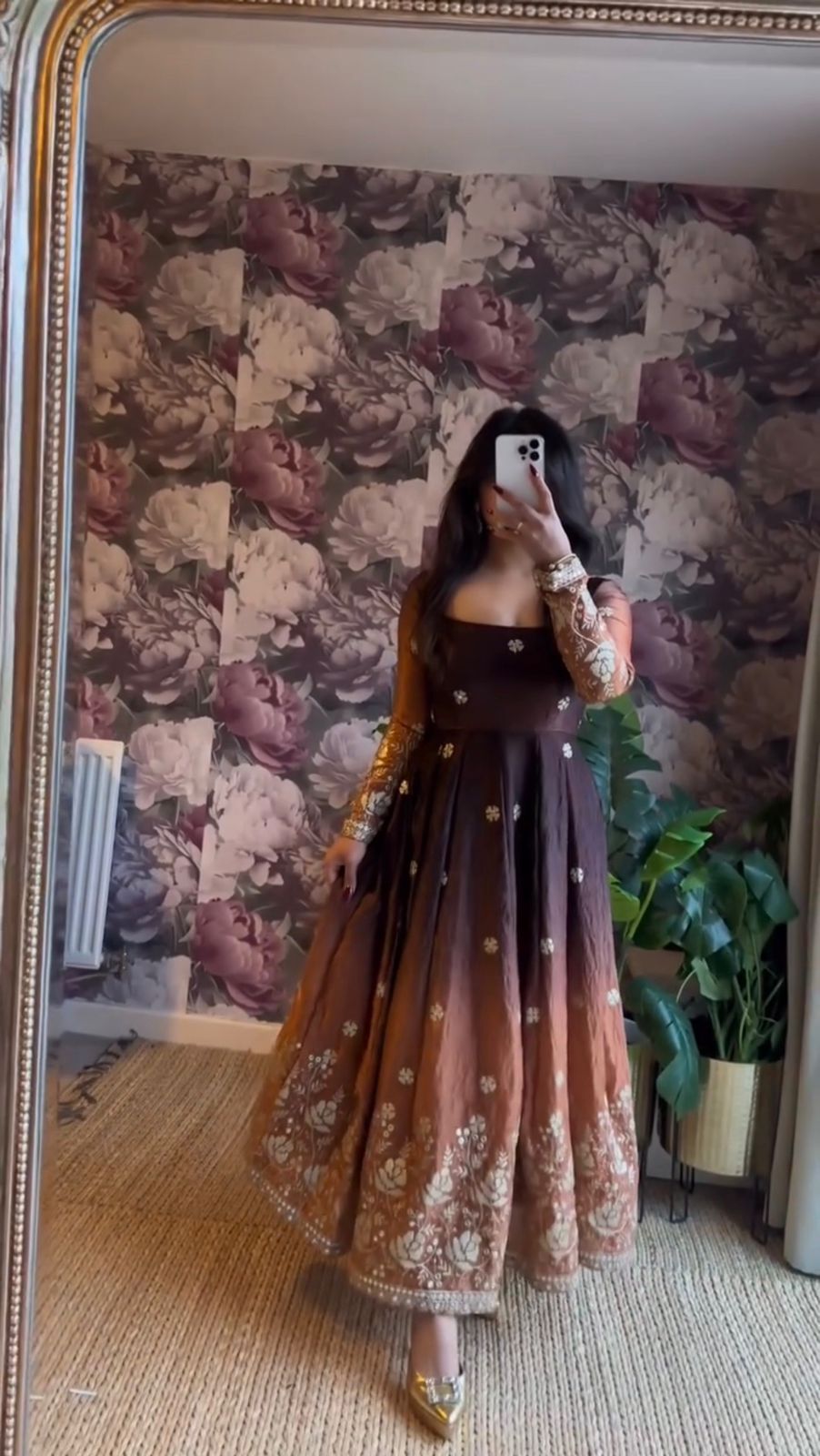 Brown Chinon Silk Thread Work Salwar Suit