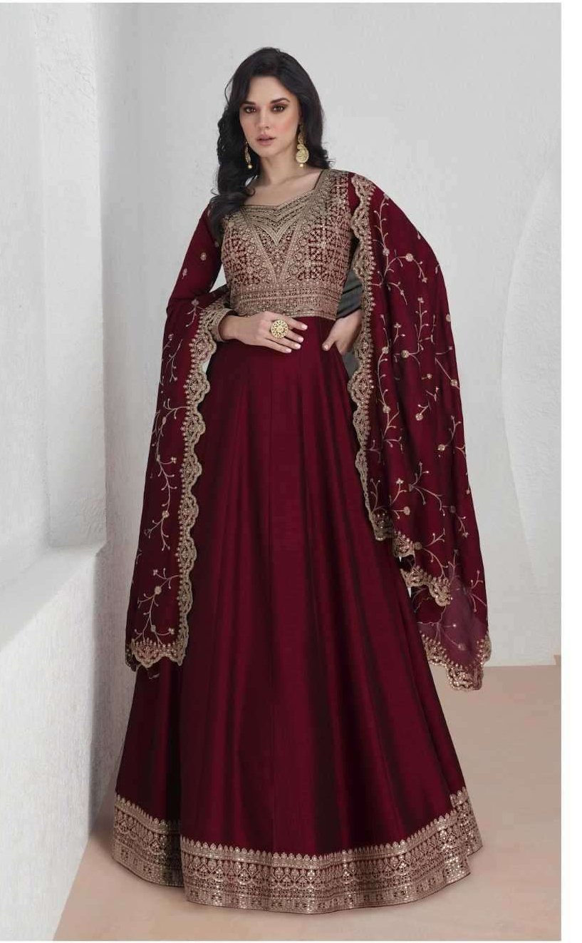 Maroon Vichitra Embroidery Lace Work Salwar Suit - Image 2