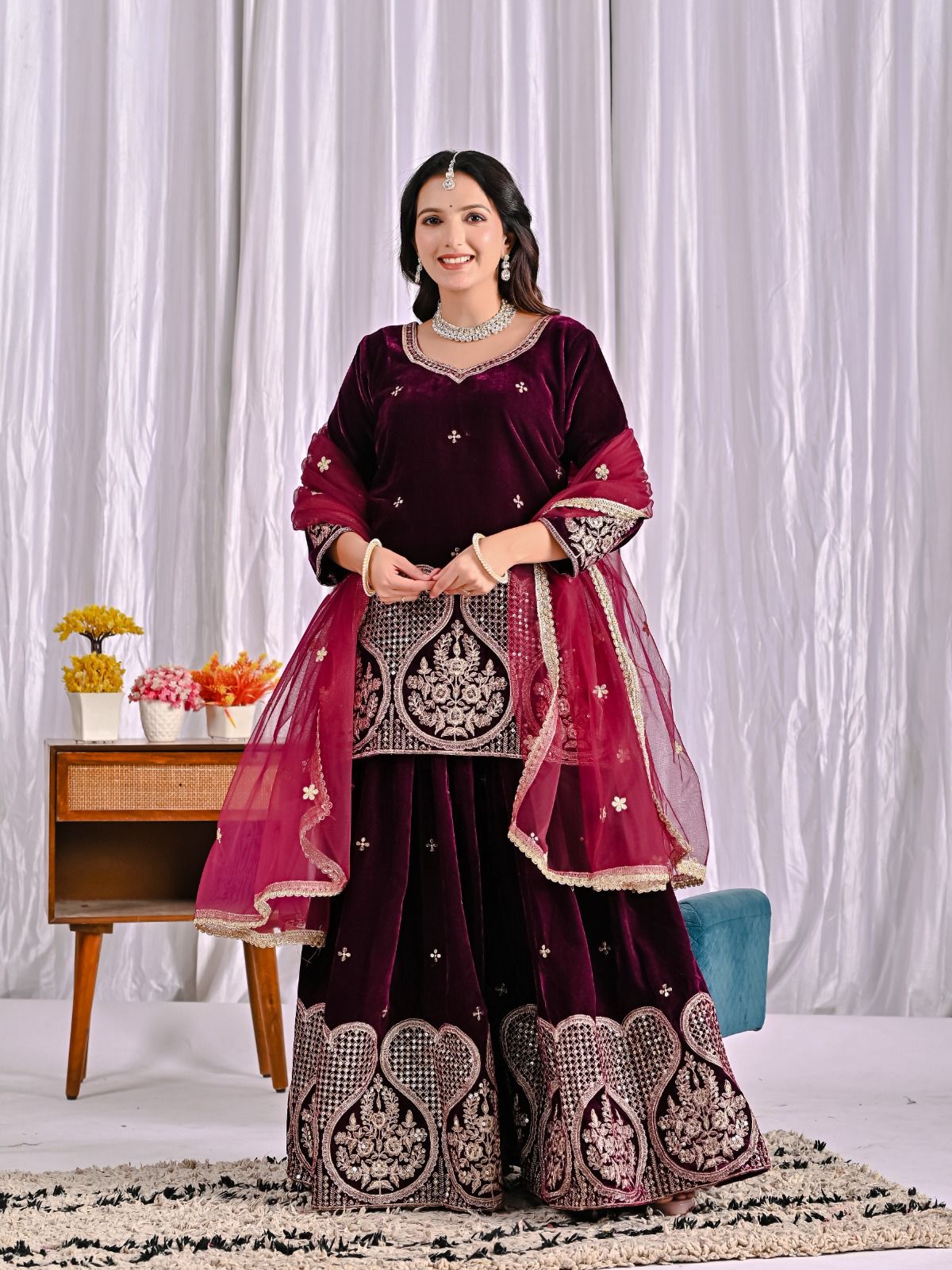 Maroon Pure Viscous Velvet Embroidery Work Salwar Suit - Image 7