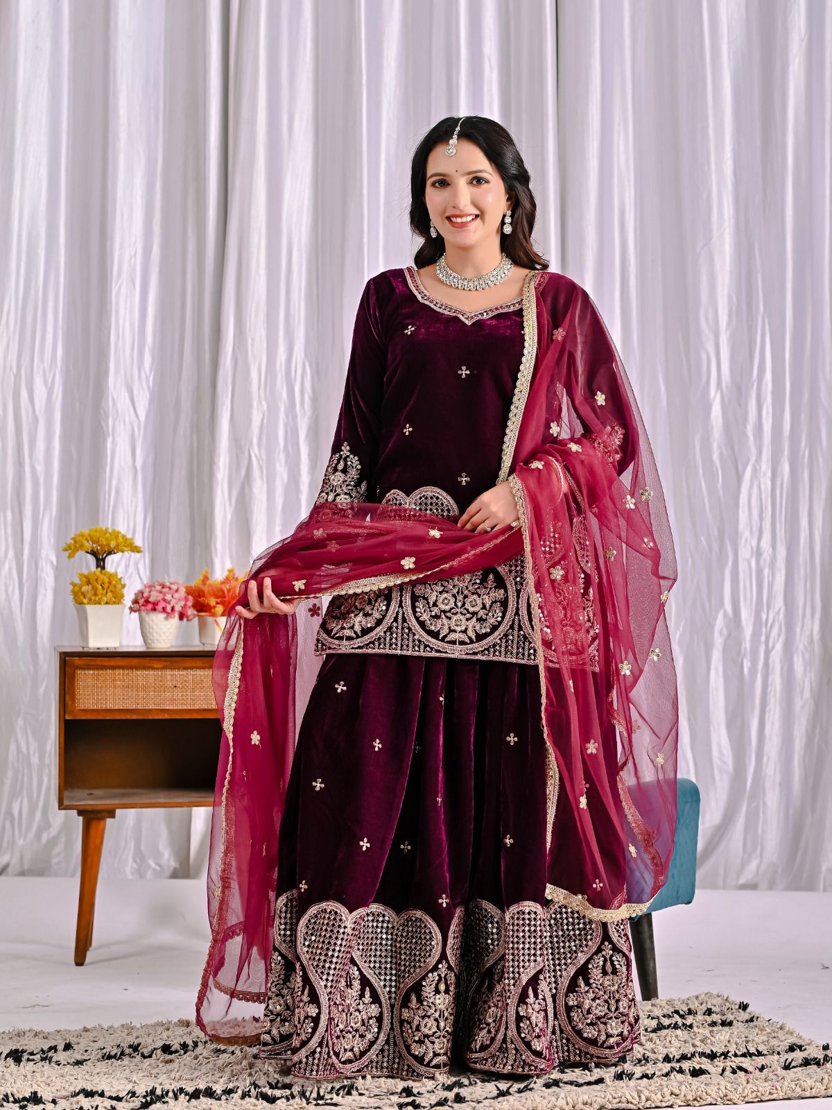 Maroon Pure Viscous Velvet Embroidery Work Salwar Suit - Image 4