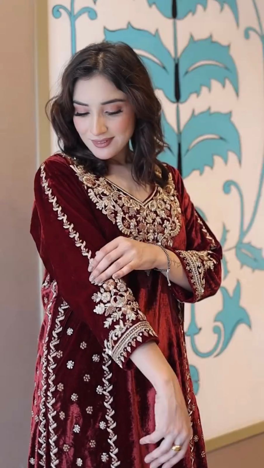 Maroon Velvet Embroidery Work Salwar Suit - Image 3