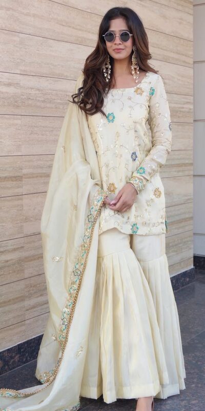 ZSR 3155 Off White Chinnon Salwar Suit Perfect for Wedding, Party, Durga Puja, Reception, Onam – . Grab it for ₹1999. Delivery 4-6 Working Days. | Casual Suits, Jump Suits, Tops & Bottoms, Track Suits, Trendy Wear, Creative suits, Designer Suits, Palazzo Suits, Party Wear Suits, Patiala Suits, Salwar suit, Straight Suits