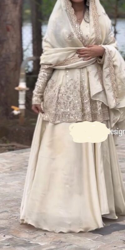 VLM 309 Off White Chinon Silk Salwar Suit with Embroidery Work & Lace Work. Get it for ₹2399. Delivery 4-6 Working Days. Shop now. | Casual Suits, Jump Suits, Tops & Bottoms, Track Suits, Trendy Wear, Creative suits, Designer Suits, Palazzo Suits, Party Wear Suits, Patiala Suits, Salwar suit, Straight Suits